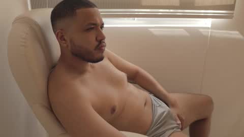 Chris online show from November 2025 08:08:02 PM