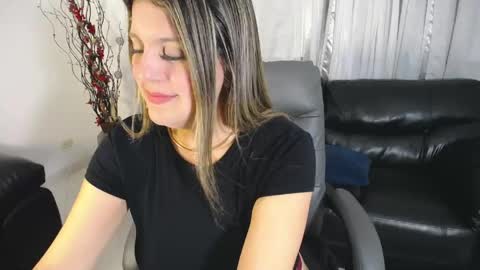 Christy Diaz online show from April 2026 11:18:01 PM