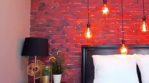 Snapshot of christyna_ross chatting on February 2025 11:45:01 PM christyna_ross online show from February 2025 11:45:01 PM