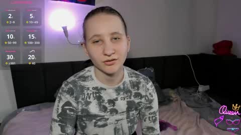 christyw3b online show from April 2026 11:55:01 AM