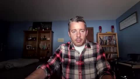 Snapshot of chrisw8121 chatting on December 2025 05:53:01 PM chrisw8121 online show from December 2025 05:53:01 PM