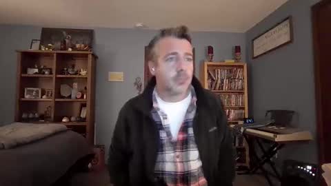 Snapshot of chrisw8121 chatting on December 2025 07:37:01 AM chrisw8121 online show from December 2025 07:37:01 AM