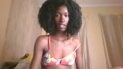 chroe22 online show from April 2026 09:42:02 PM