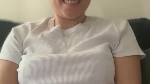 Snapshot of chronicallyxo chatting on December 2025 08:39:02 PM xolena zo-lee-na online show from December 2025 08:39:02 PM