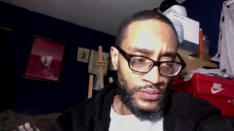 Snapshot of chronicle_of_biddick chatting on December 2024 03:51:02 AM Vinny.D online show from December 2024 03:51:02 AM