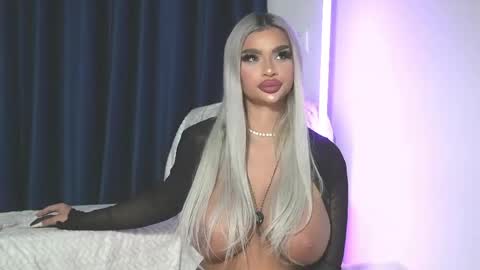 Chrystal online show from May 2026 03:02:01 AM