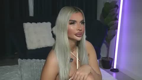 Chrystal online show from July 2026 08:33:02 PM