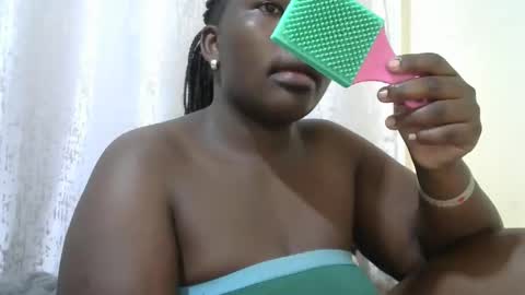 DivaDee online show from January 2026 12:32:02 PM