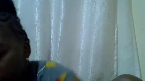 DivaDee online show from May 2026 07:48:01 AM