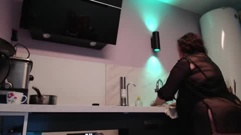 Snapshot of chwerry_b0 chatting on January 2025 08:35:01 PM Jessica online show from January 2025 08:35:01 PM