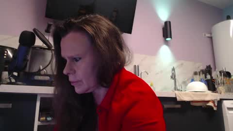 Snapshot of chwerry_b0 chatting on April 2026 08:14:01 PM Jessica online show from April 2026 08:14:01 PM