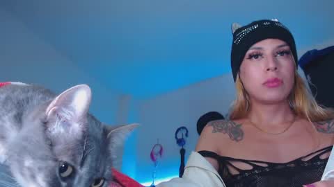 cicimom online show from April 2026 04:03:02 AM