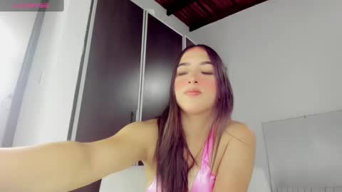 Snapshot of cieloo_ chatting on March 2025 06:07:01 PM CIELO online show from March 2025 06:07:01 PM