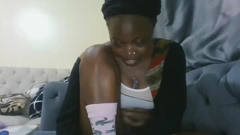 Snapshot of cilia_petite chatting on April 2026 11:05:01 AM cilia petite online show from April 2026 11:05:01 AM