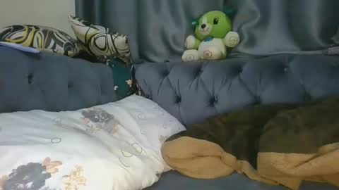 Snapshot of cilia_petite chatting on May 2026 05:38:01 AM cilia petite online show from May 2026 05:38:01 AM