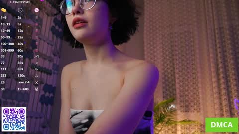   L  online show from February 2026 05:50:01 PM