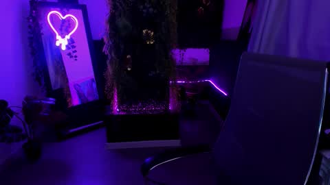 Cin Bellamy online show from February 2026 05:52:01 AM