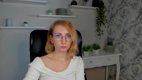 Cinderella online show from February 2026 06:31:02 AM