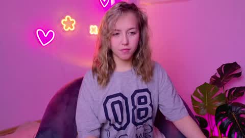 cindylovesmith online show from May 2026 04:18:01 AM
