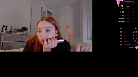 Snapshot of cinnabongirls chatting on September 2025 06:40:01 AM Maddy online show from September 2025 06:40:01 AM