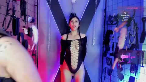 cinthia_iris_bdsm online show from April 2026 02:59:02 AM