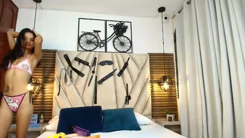 cinthiabaker online show from November 2025 11:43:02 AM