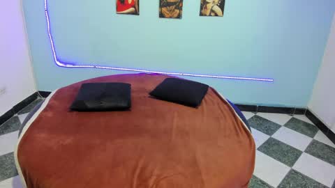 Snapshot of cinthya_dan chatting on May 2026 06:28:02 PM Cinthya online show from May 2026 06:28:02 PM