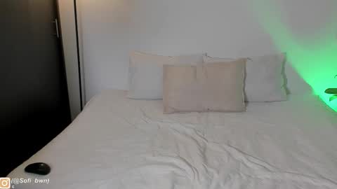 Snapshot of cintya_brown chatting on December 2025 07:43:01 PM Sofia OF online show from December 2025 07:43:01 PM