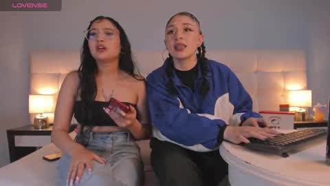 Snapshot of cintya_kors chatting on January 2025 02:14:02 AM Cintya online show from January 2025 02:14:02 AM