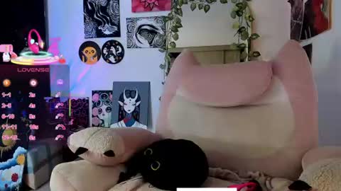 Paulina online show from July 2026 10:07:02 PM