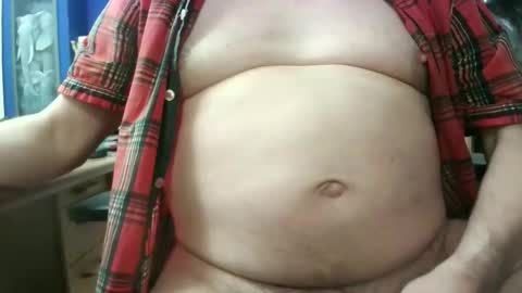 Snapshot of circus_bear chatting on November 2025 06:14:01 AM Circus Bear online show from November 2025 06:14:01 AM