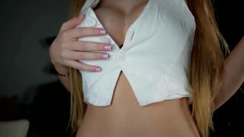 Sandy online show from December 2024 08:33:02 AM