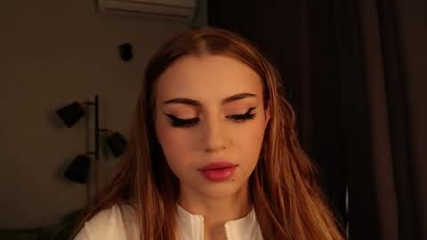 Sandy online show from February 2025 02:11:02 PM