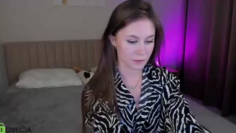 Cirilla Rose online show from July 2026 04:05:01 AM