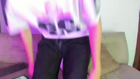 cirosky_elchicopolla online show from April 2026 03:37:01 AM