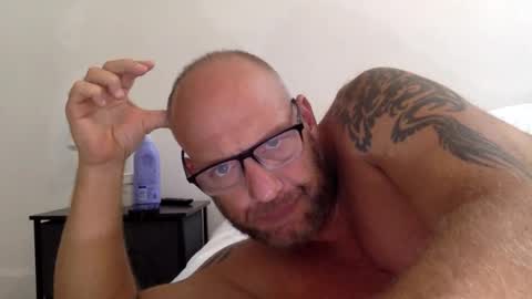 . online show from November 2025 10:41:01 PM