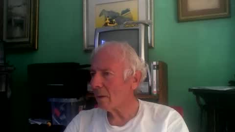 Snapshot of ciuk chatting on November 2025 09:08:01 AM ciuk online show from November 2025 09:08:01 AM