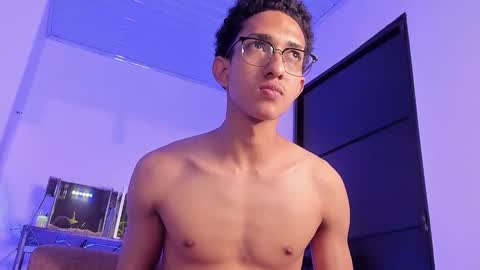 cj_davis1 online show from November 2025 04:00:02 AM