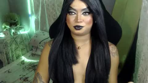 QUEEN CESS online show from May 2026 08:27:01 PM
