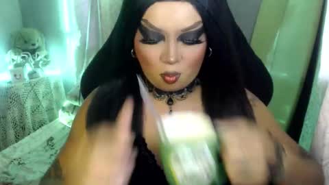 QUEEN CESS online show from June 2026 02:34:02 AM