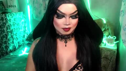 QUEEN CESS online show from July 2026 05:48:02 PM
