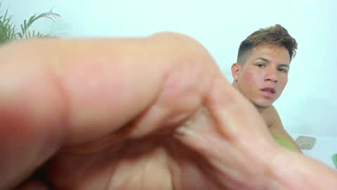 Snapshot of claimom chatting on January 2025 12:37:02 AM Claimom online show from January 2025 12:37:02 AM