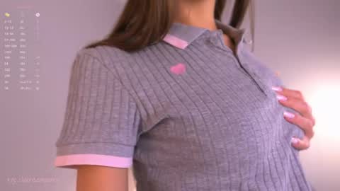 Snapshot of claire_amoure chatting on March 2026 01:55:01 AM Claire online show from March 2026 01:55:01 AM