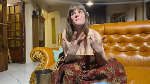Snapshot of claire_moulin chatting on April 2026 08:57:02 PM Claire Moulin online show from April 2026 08:57:02 PM