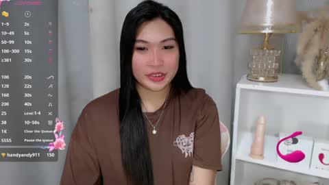 CLAIRE online show from July 2026 05:37:02 PM