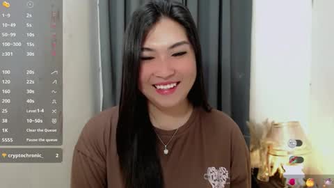 CLAIRE online show from October 2025 05:14:01 PM