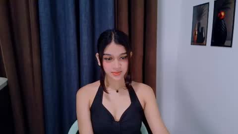 YOUR HUNTER GODDESS online show from August 2026 07:22:02 AM