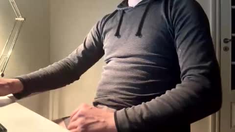 Snapshot of clamshive7 chatting on October 2025 03:43:01 AM clamshive7 online show from October 2025 03:43:01 AM