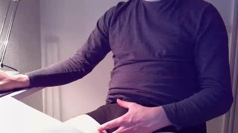 Snapshot of clamshive7 chatting on November 2025 03:00:02 PM clamshive7 online show from November 2025 03:00:02 PM