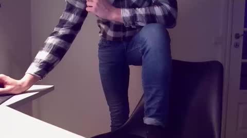 Snapshot of clamshive7 chatting on January 2026 03:36:02 PM clamshive7 online show from January 2026 03:36:02 PM